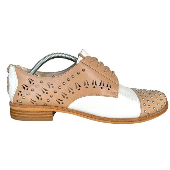 Sam Edelman Womens Jayna Oxfords Beige Studded Leather Lace Up Cap Toe Flat 7.5M - Picture 2 of 12